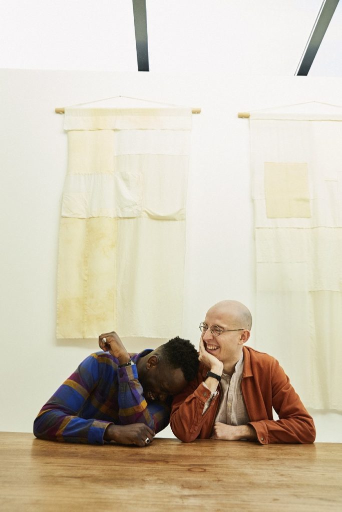 Mr Jukes & Barney ArtistがTom Mischゲスト参加のパフォーマンス映像を解禁