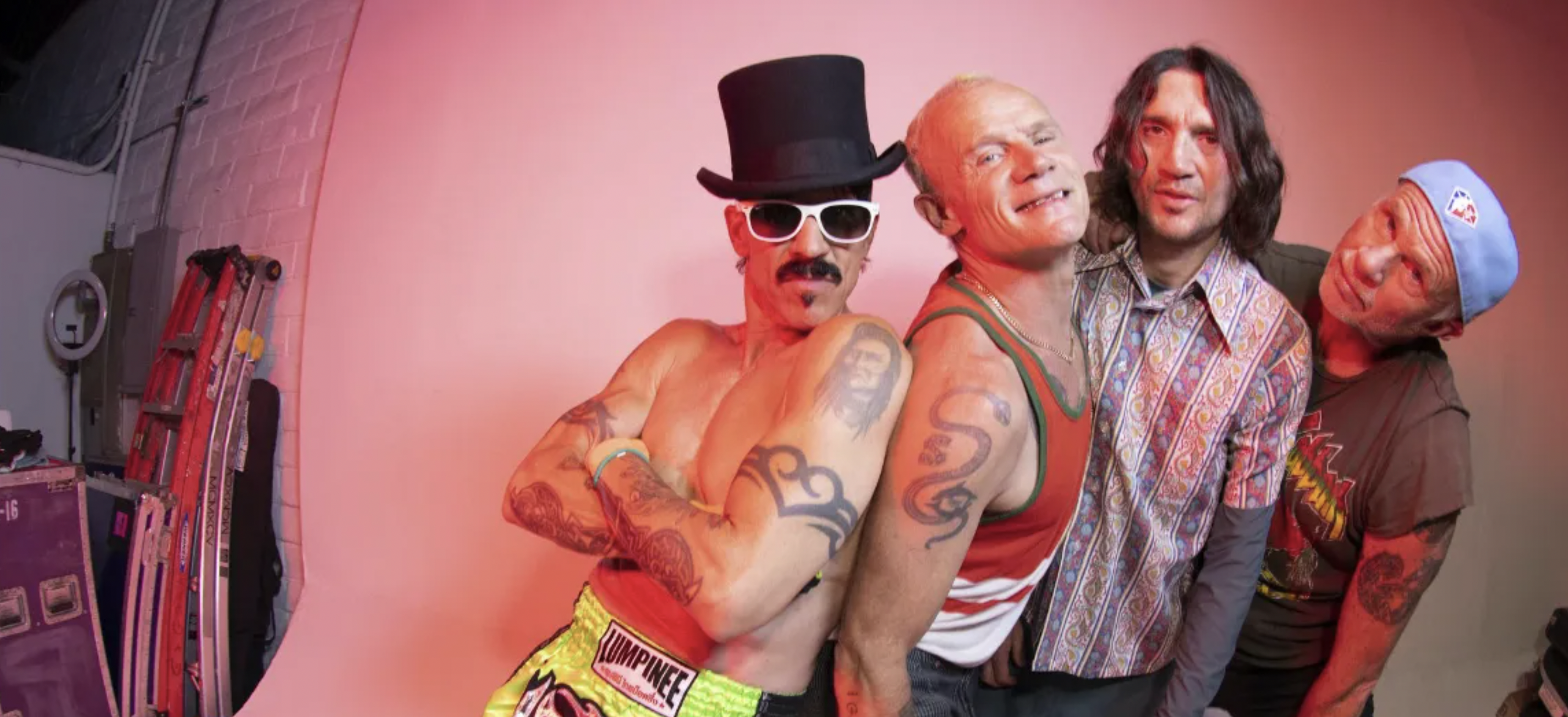 Red Hot Chili Peppers、10/14リリースの新アルバム『Return of the