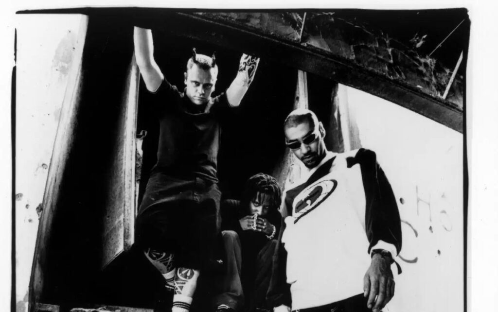 サマソニ&ソニックマニア出演The Prodigyの代表作『The Fat of the Land』、国内盤CD&日本語帯付LPでリイシュー決定