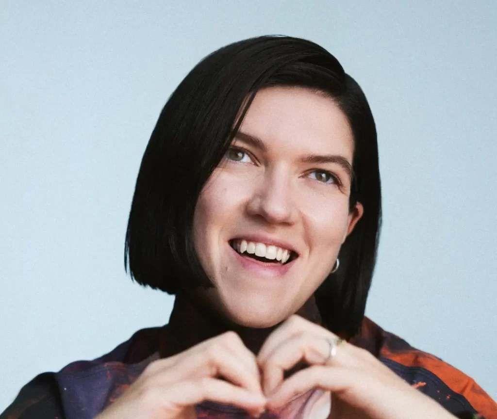 Romyが新曲「Love Who You Love」をMVと共にリリース!BloodPop®、Jamie XXがプロデュース