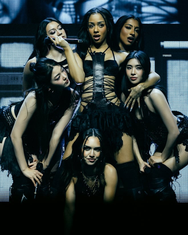 グラミー賞新人賞含む2部門ノミネートのグローバル・ガール・グループKATSEYE、2026年の幕開けを告げる新曲「Internet Girl」をリリース!ビジュアライザーも公開