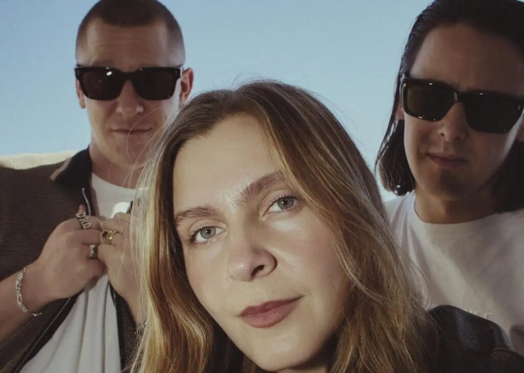 現代ソウルの最前線を走るJungle、最新アルバム『Sunshine』を発表! 先行シングル「Carry On」を解禁