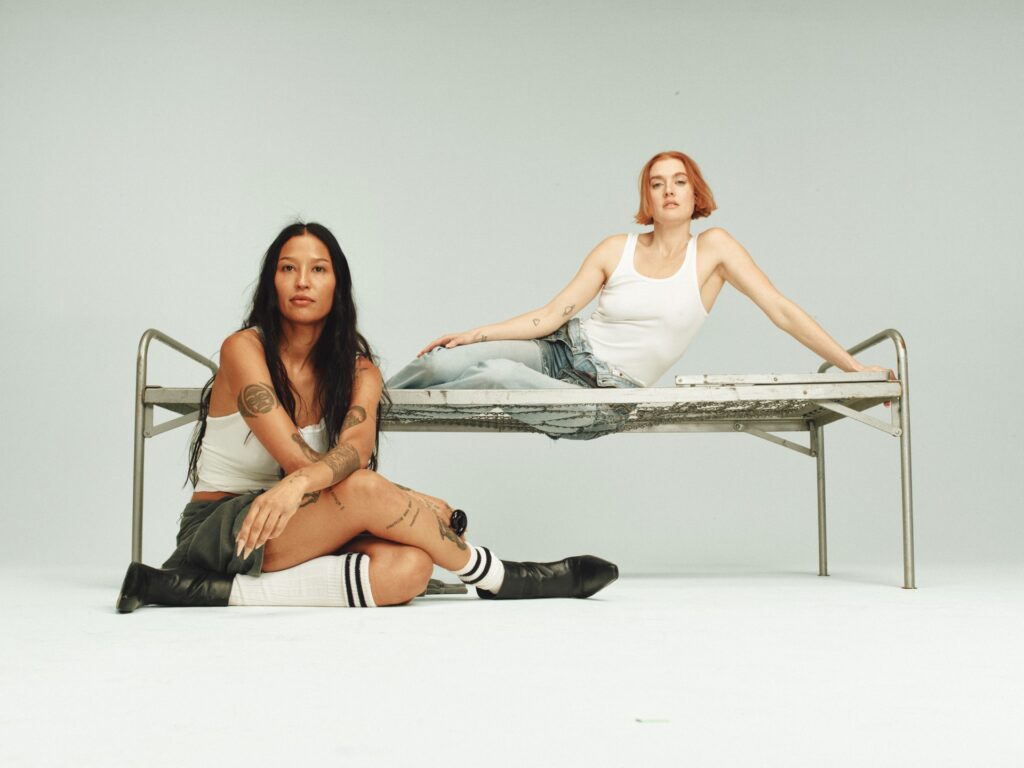 Icona Popが2026年に最新アルバムを携えてカムバック。1stシングル「Ritual」リリース