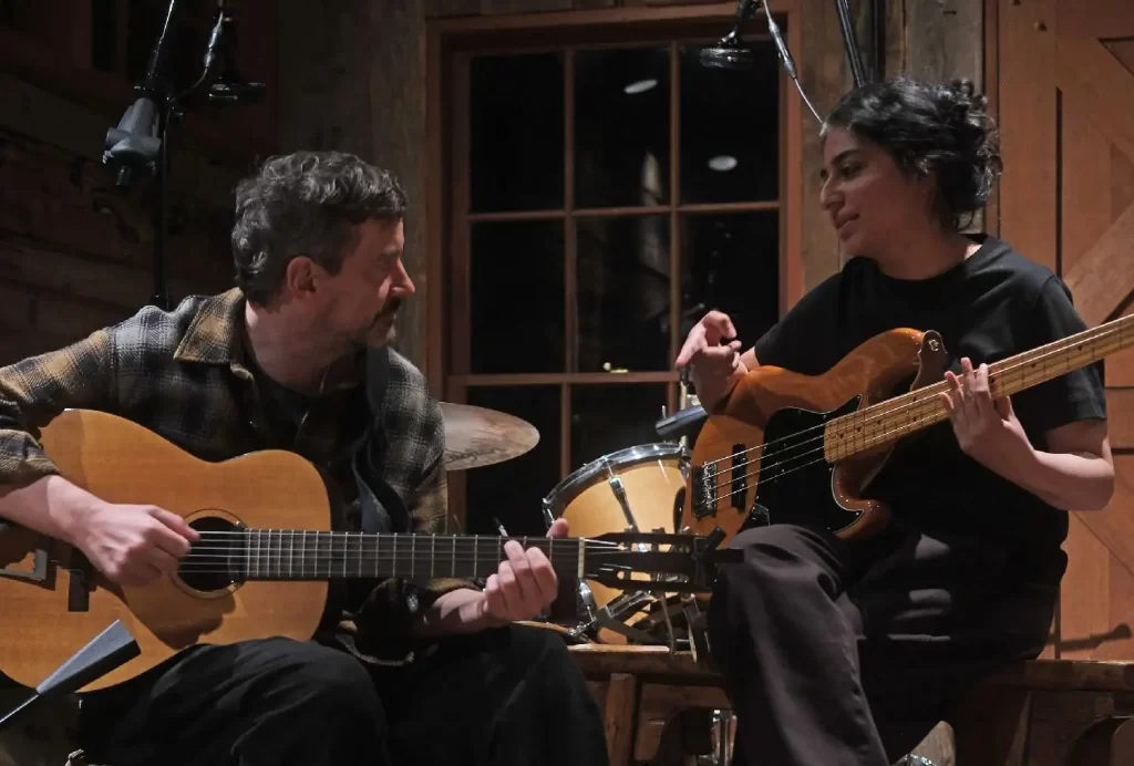 Bonobo、最新アルバム『Distance in Static』より、新曲「Fire on the Water」と「Drift」を同時解禁