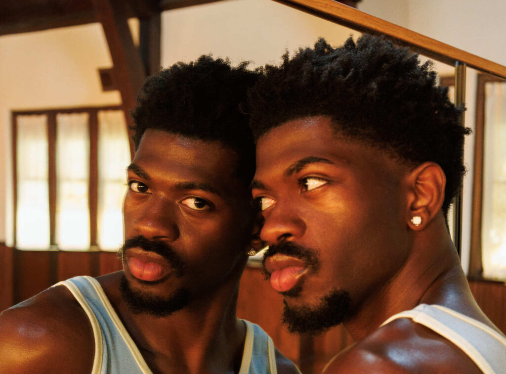 Lil Nas X、亡き母に捧げた、最もパーソナルな一曲「World’s Greatest!」を1年半ぶりにリリース!